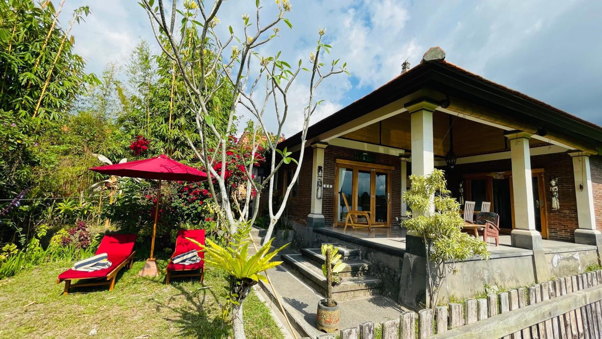 Villa Sri Lestari Banyuatis *
